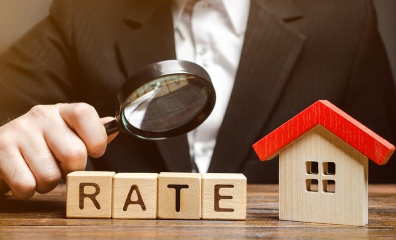 Wooden blocks representing changing mortgage rates